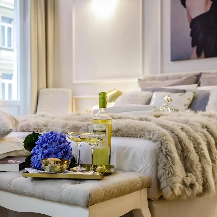 I'M In Heaven - Boutique Apartments Warschau 0*,